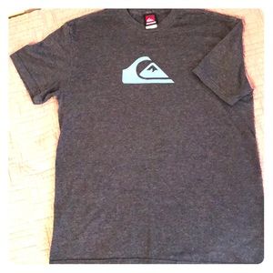 Quicksilver Charcoal Gray T-Shirt -Size Large